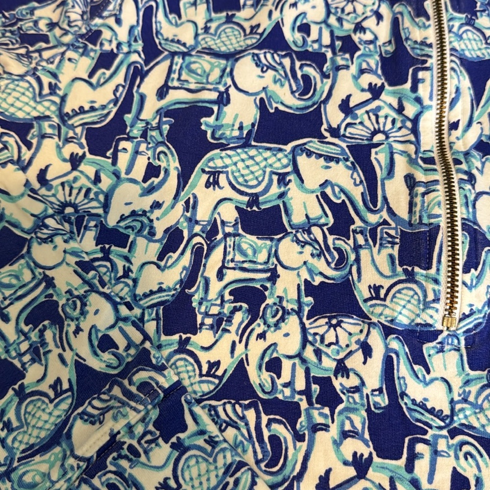 Lilly Pulitzer pullover - Picture 2 of 4